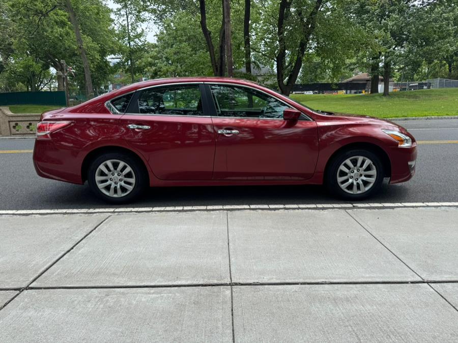 2013 Nissan Altima 4dr Sdn I4 2.5 S, available for sale in Jersey City, New Jersey | Zettes Auto Mall. Jersey City, New Jersey 2013 Nissan Altima 4dr Sdn I4 2.5 S, available for sale in Jersey City, New Jersey | Zettes Auto Mall. Jersey City, New Jersey
