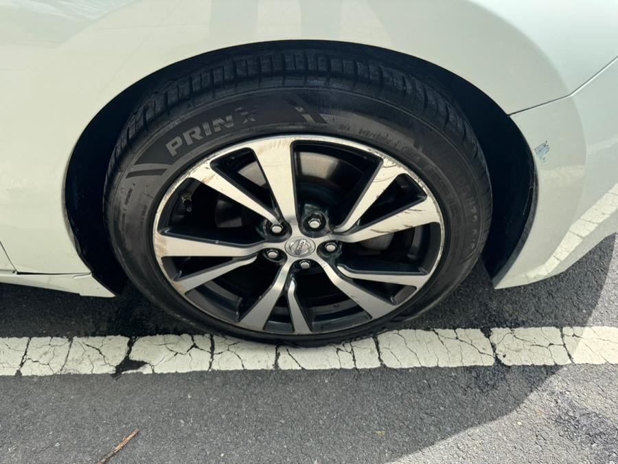 2017 Nissan Maxima SL 3.5L, available for sale in Jersey City, New Jersey | Zettes Auto Mall. Jersey City, New Jersey 2017 Nissan Maxima SL 3.5L, available for sale in Jersey City, New Jersey | Zettes Auto Mall. Jersey City, New Jersey