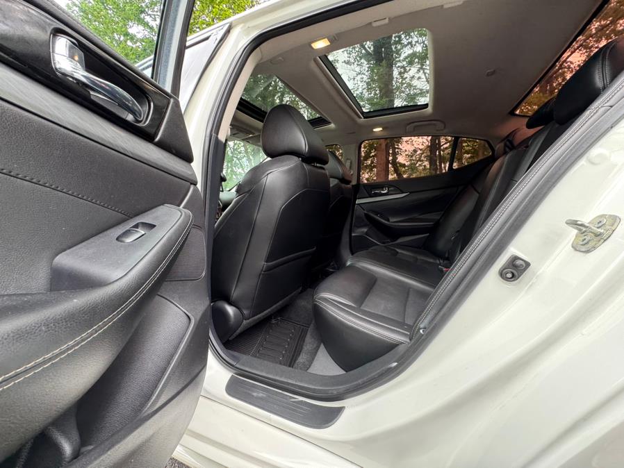 2017 Nissan Maxima SL 3.5L, available for sale in Jersey City, New Jersey | Zettes Auto Mall. Jersey City, New Jersey 2017 Nissan Maxima SL 3.5L, available for sale in Jersey City, New Jersey | Zettes Auto Mall. Jersey City, New Jersey