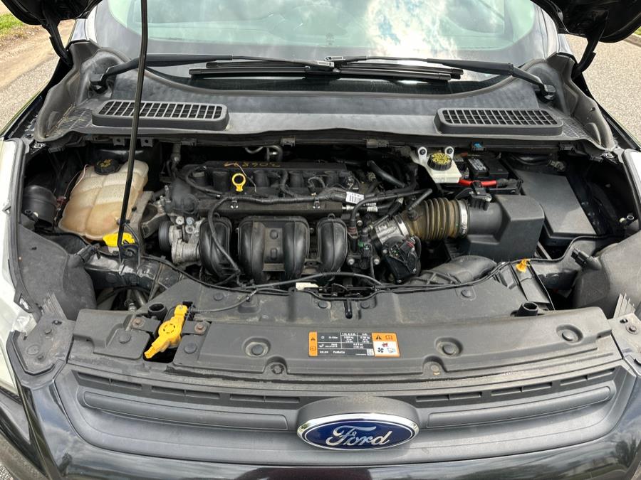 2014 Ford Escape FWD 4dr S, available for sale in Copiague, New York | Great Deal Motors. Copiague, New York 2014 Ford Escape FWD 4dr S, available for sale in Copiague, New York | Great Deal Motors. Copiague, New York