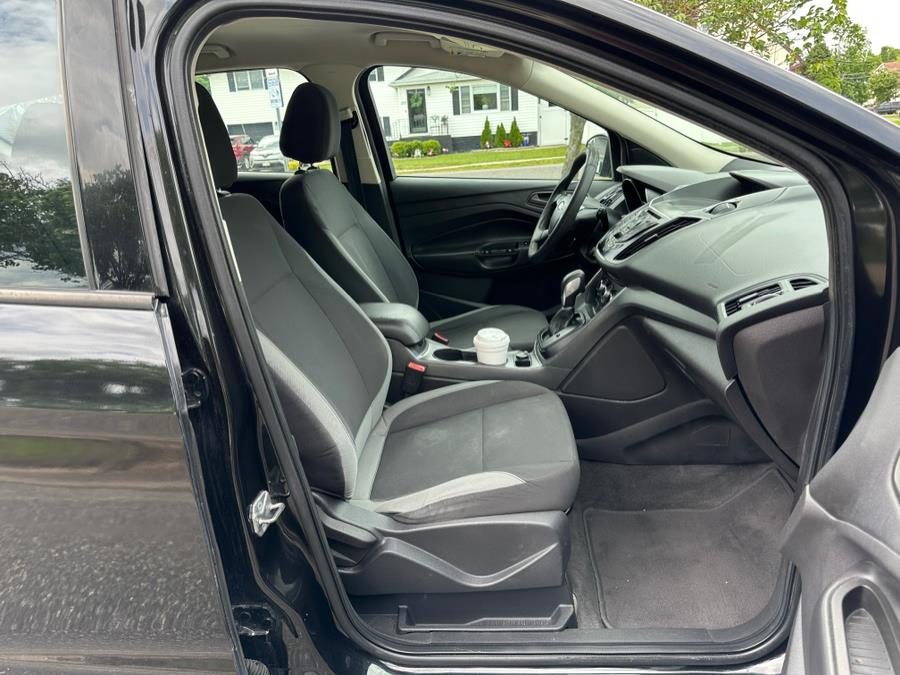 2014 Ford Escape FWD 4dr S, available for sale in Copiague, New York | Great Deal Motors. Copiague, New York 2014 Ford Escape FWD 4dr S, available for sale in Copiague, New York | Great Deal Motors. Copiague, New York