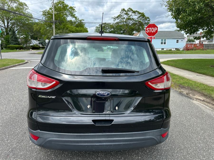 2014 Ford Escape FWD 4dr S, available for sale in Copiague, New York | Great Deal Motors. Copiague, New York 2014 Ford Escape FWD 4dr S, available for sale in Copiague, New York | Great Deal Motors. Copiague, New York