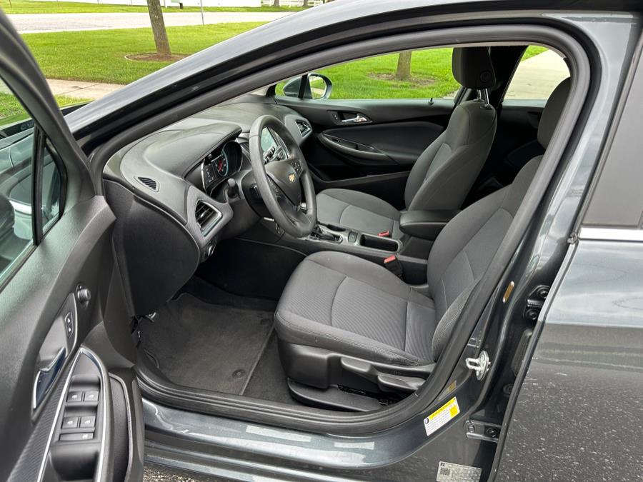 2018 Chevrolet Cruze 4dr HB 1.4L LT w/1SD, available for sale in Copiague, New York | Great Deal Motors. Copiague, New York 2018 Chevrolet Cruze 4dr HB 1.4L LT w/1SD, available for sale in Copiague, New York | Great Deal Motors. Copiague, New York