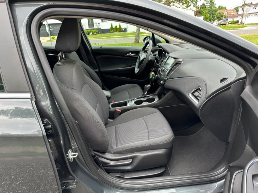 2018 Chevrolet Cruze 4dr HB 1.4L LT w/1SD, available for sale in Copiague, New York | Great Deal Motors. Copiague, New York 2018 Chevrolet Cruze 4dr HB 1.4L LT w/1SD, available for sale in Copiague, New York | Great Deal Motors. Copiague, New York