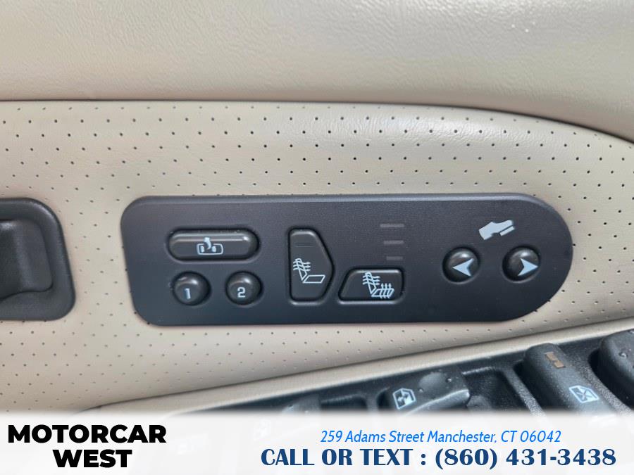 2005 Cadillac Escalade 4dr AWD, available for sale in Manchester, Connecticut | Motorcar West. Manchester, Connecticut 2005 Cadillac Escalade 4dr AWD, available for sale in Manchester, Connecticut | Motorcar West. Manchester, Connecticut