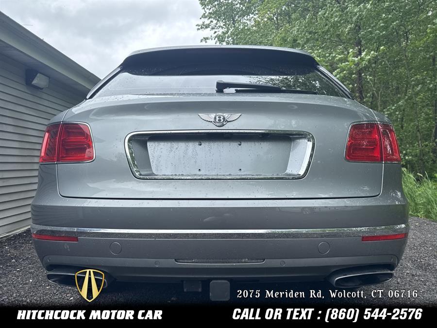 2018 Bentley Bentayga W12, available for sale in Wolcott, Connecticut | Hitchcock Motor Car. Wolcott, Connecticut 2018 Bentley Bentayga W12, available for sale in Wolcott, Connecticut | Hitchcock Motor Car. Wolcott, Connecticut