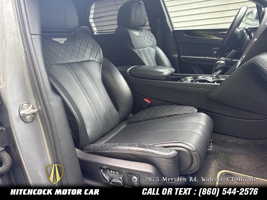 2018 Bentley Bentayga W12, available for sale in Wolcott, Connecticut | Hitchcock Motor Car. Wolcott, Connecticut 2018 Bentley Bentayga W12, available for sale in Wolcott, Connecticut | Hitchcock Motor Car. Wolcott, Connecticut
