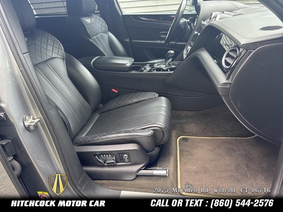 2018 Bentley Bentayga W12, available for sale in Wolcott, Connecticut | Hitchcock Motor Car. Wolcott, Connecticut 2018 Bentley Bentayga W12, available for sale in Wolcott, Connecticut | Hitchcock Motor Car. Wolcott, Connecticut