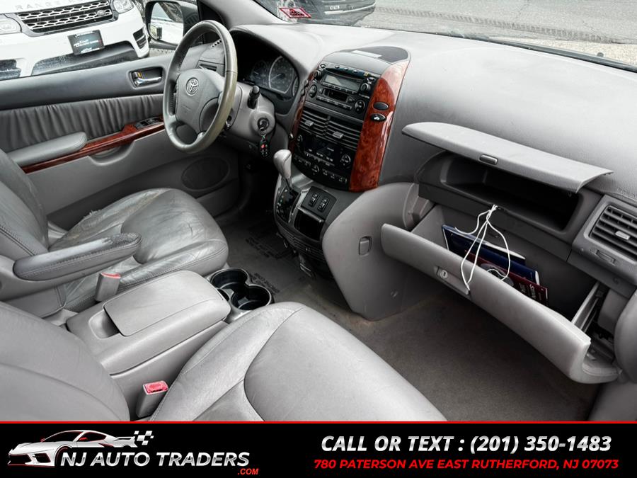 2004 Toyota Sienna 5dr XLE FWD, available for sale in East Rutherford, New Jersey | NJ Auto Traders. East Rutherford, New Jersey 2004 Toyota Sienna 5dr XLE FWD, available for sale in East Rutherford, New Jersey | NJ Auto Traders. East Rutherford, New Jersey