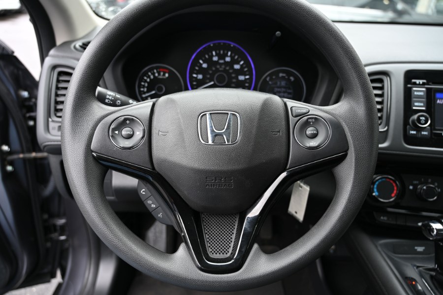 2022 Honda HR-V LX AWD, available for sale in Waterbury, Connecticut | Highline Car Connection. Waterbury, Connecticut 2022 Honda HR-V LX AWD, available for sale in Waterbury, Connecticut | Highline Car Connection. Waterbury, Connecticut