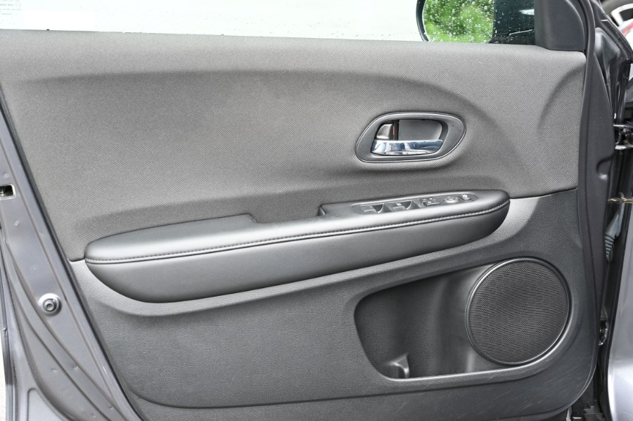 2022 Honda HR-V LX AWD, available for sale in Waterbury, Connecticut | Highline Car Connection. Waterbury, Connecticut 2022 Honda HR-V LX AWD, available for sale in Waterbury, Connecticut | Highline Car Connection. Waterbury, Connecticut