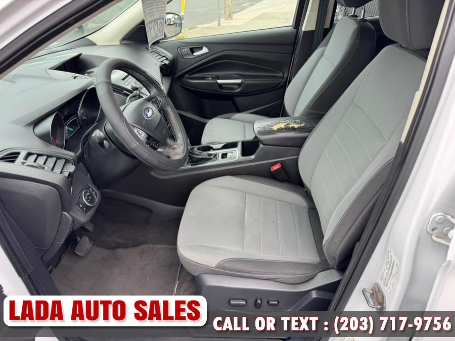 2017 Ford Escape SE 4WD, available for sale in Bridgeport, Connecticut | Lada Auto Sales. Bridgeport, Connecticut 2017 Ford Escape SE 4WD, available for sale in Bridgeport, Connecticut | Lada Auto Sales. Bridgeport, Connecticut