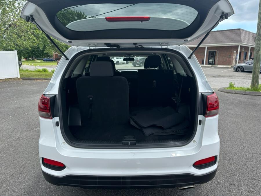 2019 Kia Sorento LX V6 FWD, available for sale in Agawam, Massachusetts | Malkoon Motors. Agawam, Massachusetts 2019 Kia Sorento LX V6 FWD, available for sale in Agawam, Massachusetts | Malkoon Motors. Agawam, Massachusetts