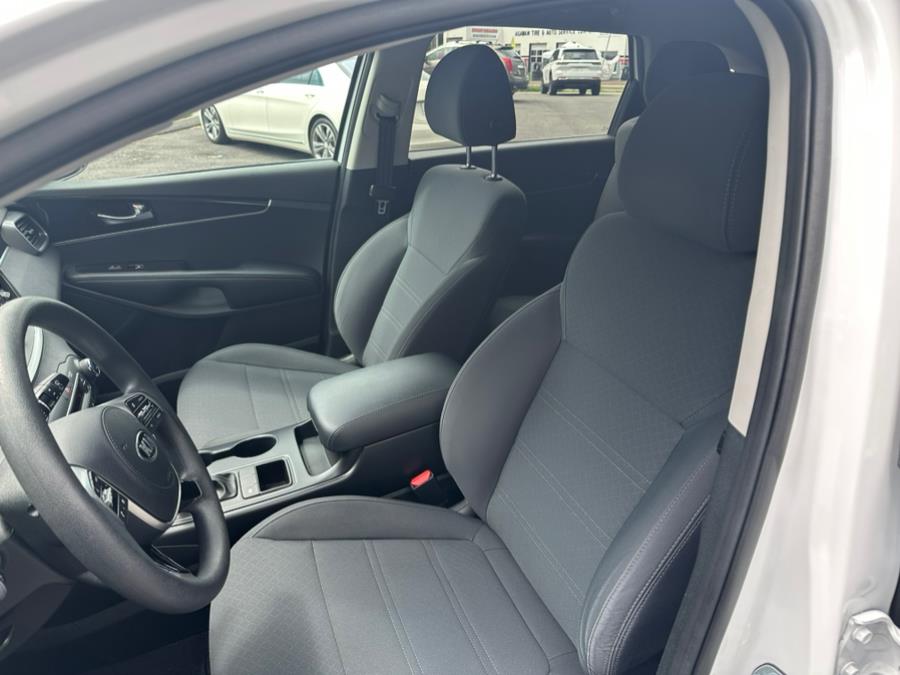 2019 Kia Sorento LX V6 FWD, available for sale in Agawam, Massachusetts | Malkoon Motors. Agawam, Massachusetts 2019 Kia Sorento LX V6 FWD, available for sale in Agawam, Massachusetts | Malkoon Motors. Agawam, Massachusetts