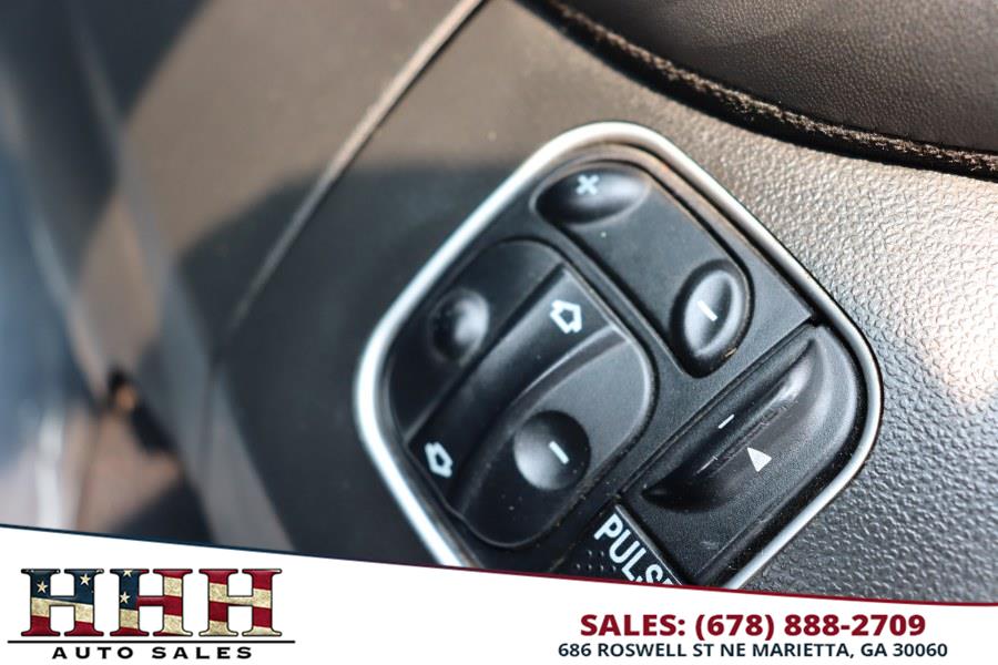 2011 Mercedes-benz Sl 550, available for sale in Marietta, Georgia | HHH Auto Sales LLC. Marietta, Georgia 2011 Mercedes-benz Sl 550, available for sale in Marietta, Georgia | HHH Auto Sales LLC. Marietta, Georgia