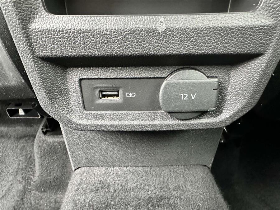 2018 Volkswagen Tiguan 2.0T SE, available for sale in Patchogue, New York | Baron Supercenter. Patchogue, New York 2018 Volkswagen Tiguan 2.0T SE, available for sale in Patchogue, New York | Baron Supercenter. Patchogue, New York