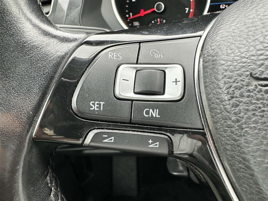 2018 Volkswagen Tiguan 2.0T SE, available for sale in Patchogue, New York | Baron Supercenter. Patchogue, New York 2018 Volkswagen Tiguan 2.0T SE, available for sale in Patchogue, New York | Baron Supercenter. Patchogue, New York