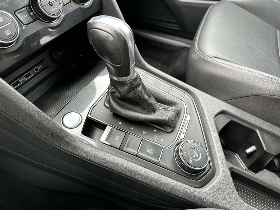 2018 Volkswagen Tiguan 2.0T SE, available for sale in Patchogue, New York | Baron Supercenter. Patchogue, New York 2018 Volkswagen Tiguan 2.0T SE, available for sale in Patchogue, New York | Baron Supercenter. Patchogue, New York
