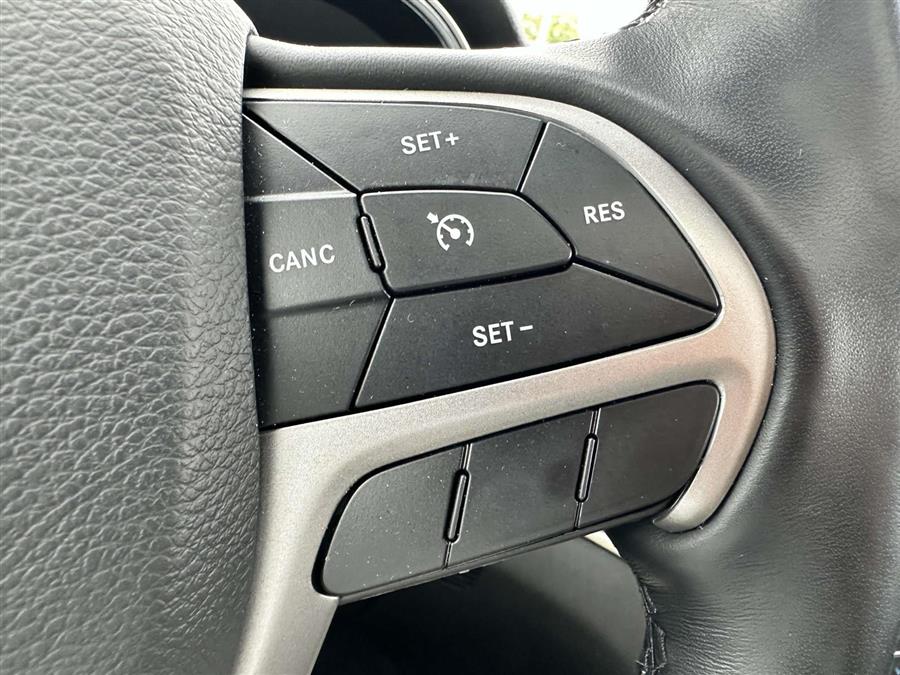 2021 Jeep Grand Cherokee Limited, available for sale in Patchogue, New York | Baron Supercenter. Patchogue, New York 2021 Jeep Grand Cherokee Limited, available for sale in Patchogue, New York | Baron Supercenter. Patchogue, New York