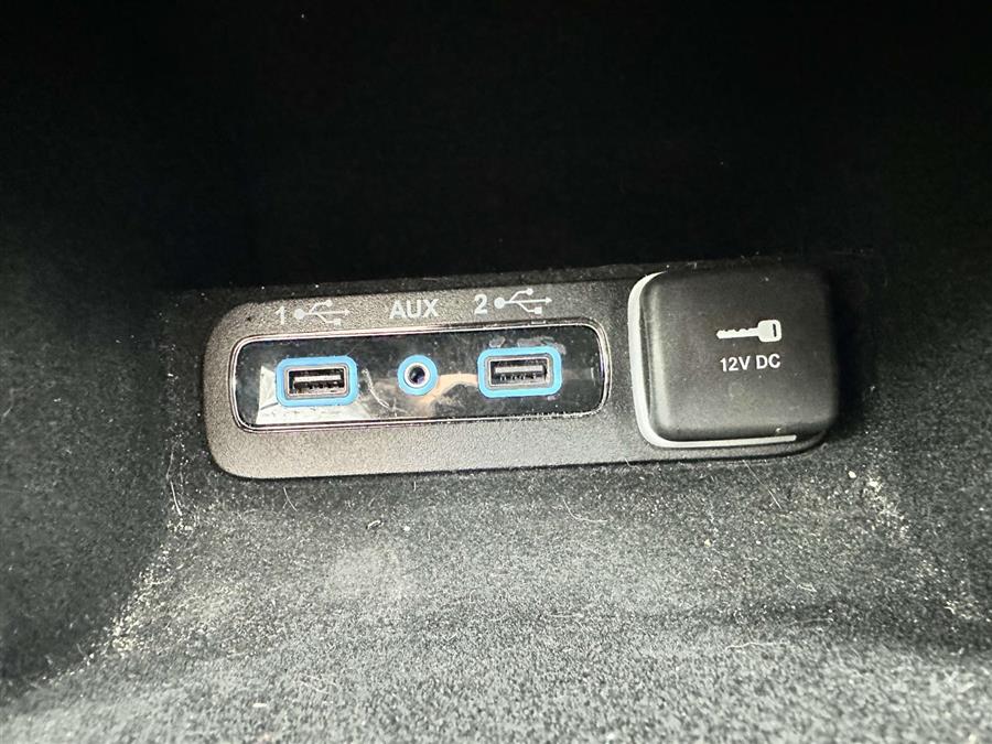 2021 Jeep Grand Cherokee Limited, available for sale in Patchogue, New York | Baron Supercenter. Patchogue, New York 2021 Jeep Grand Cherokee Limited, available for sale in Patchogue, New York | Baron Supercenter. Patchogue, New York