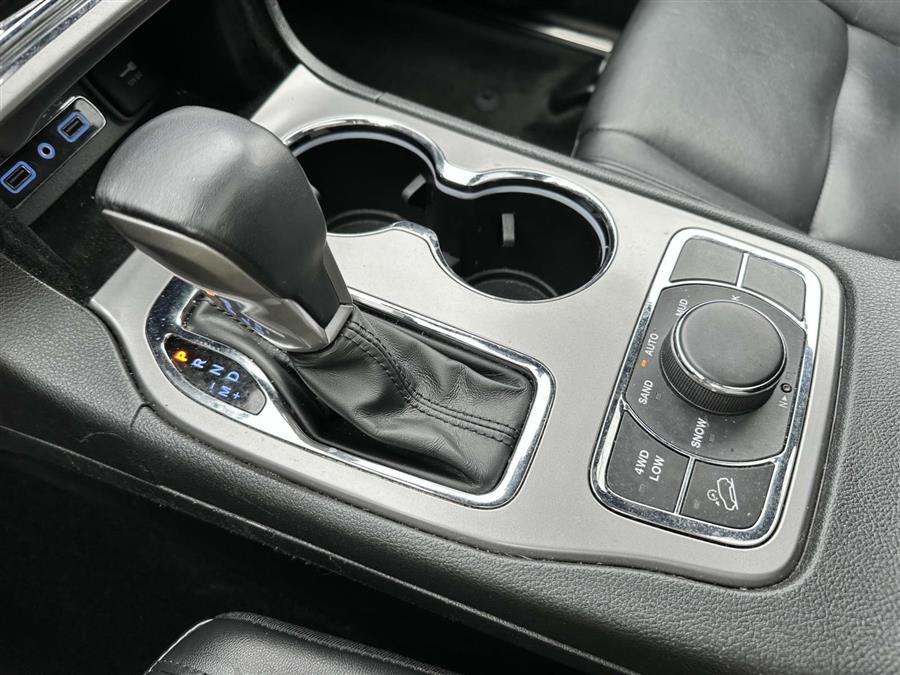 2021 Jeep Grand Cherokee Limited, available for sale in Patchogue, New York | Baron Supercenter. Patchogue, New York 2021 Jeep Grand Cherokee Limited, available for sale in Patchogue, New York | Baron Supercenter. Patchogue, New York