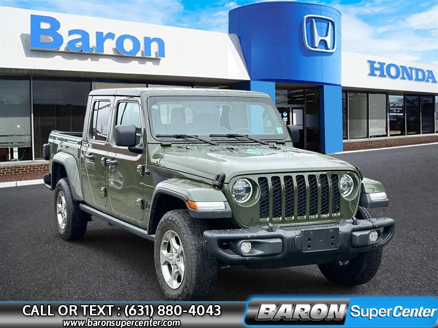 Used 2021 Jeep Gladiator in Patchogue, New York | Baron Supercenter. Patchogue, New York