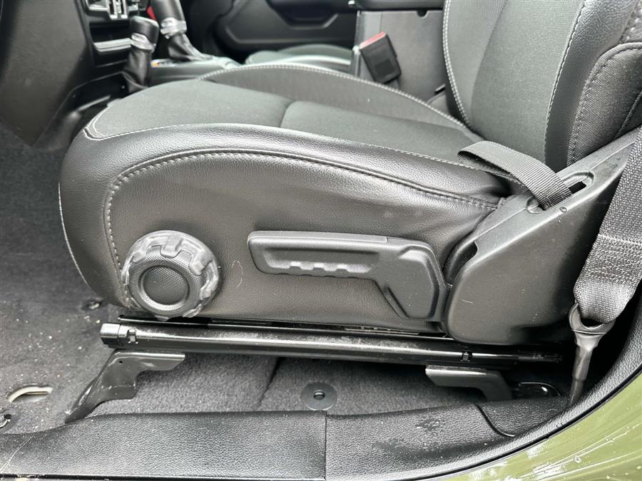 2021 Jeep Gladiator Sport, available for sale in Patchogue, New York | Baron Supercenter. Patchogue, New York 2021 Jeep Gladiator Sport, available for sale in Patchogue, New York | Baron Supercenter. Patchogue, New York