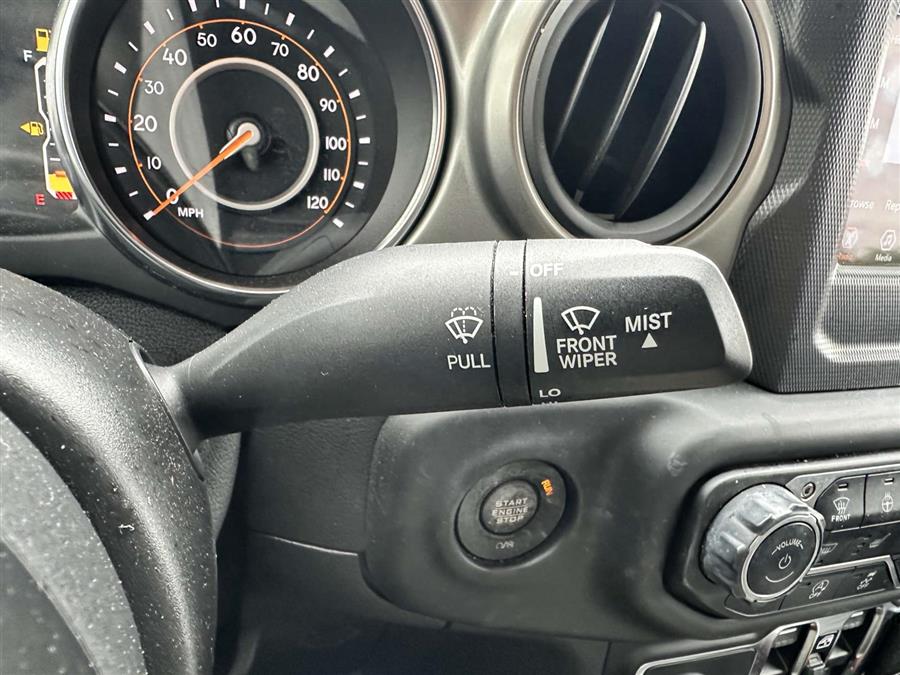 2021 Jeep Gladiator Sport, available for sale in Patchogue, New York | Baron Supercenter. Patchogue, New York 2021 Jeep Gladiator Sport, available for sale in Patchogue, New York | Baron Supercenter. Patchogue, New York