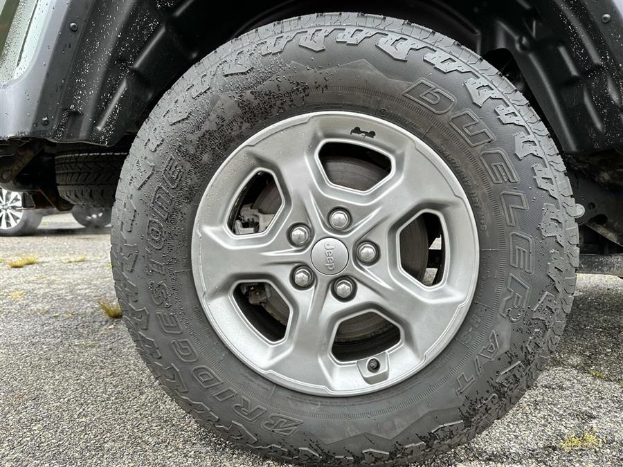 2021 Jeep Gladiator Sport, available for sale in Patchogue, New York | Baron Supercenter. Patchogue, New York 2021 Jeep Gladiator Sport, available for sale in Patchogue, New York | Baron Supercenter. Patchogue, New York