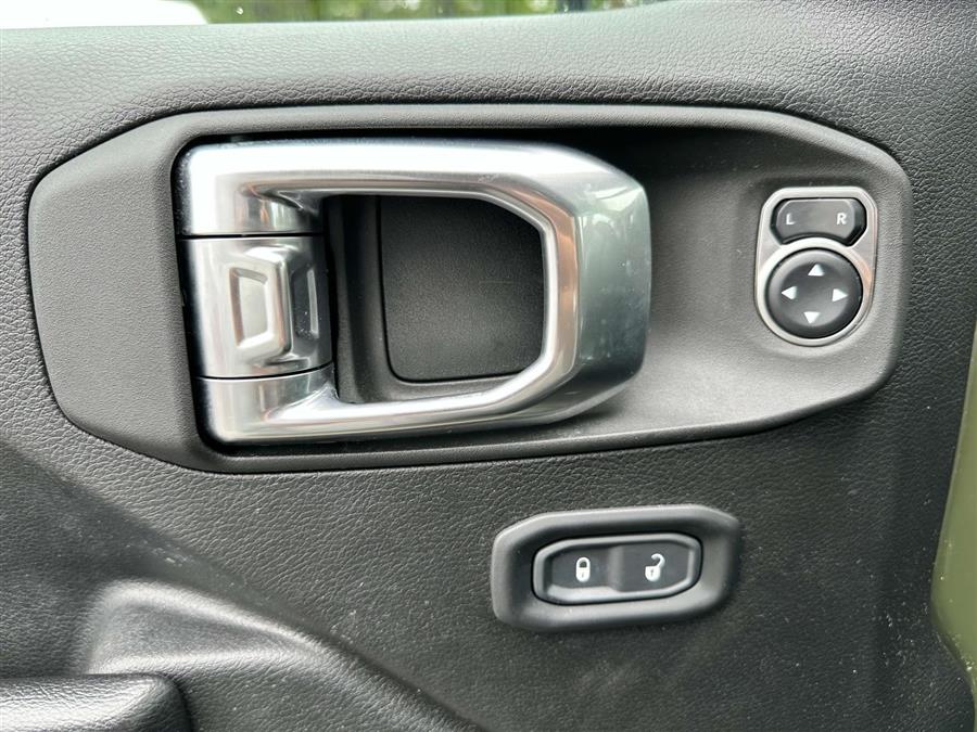 2021 Jeep Gladiator Sport, available for sale in Patchogue, New York | Baron Supercenter. Patchogue, New York 2021 Jeep Gladiator Sport, available for sale in Patchogue, New York | Baron Supercenter. Patchogue, New York