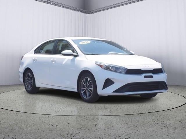 Used 2022 Kia Forte in Fort Myers, Florida | Carlux Fort Myers. Fort Myers, Florida