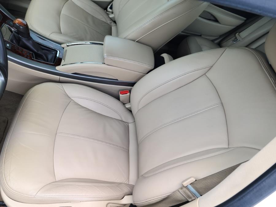 2012 Buick LaCrosse 4dr Sdn Premium 1 FWD, available for sale in Milford, Connecticut | Chip's Auto Sales Inc. Milford, Connecticut 2012 Buick LaCrosse 4dr Sdn Premium 1 FWD, available for sale in Milford, Connecticut | Chip's Auto Sales Inc. Milford, Connecticut