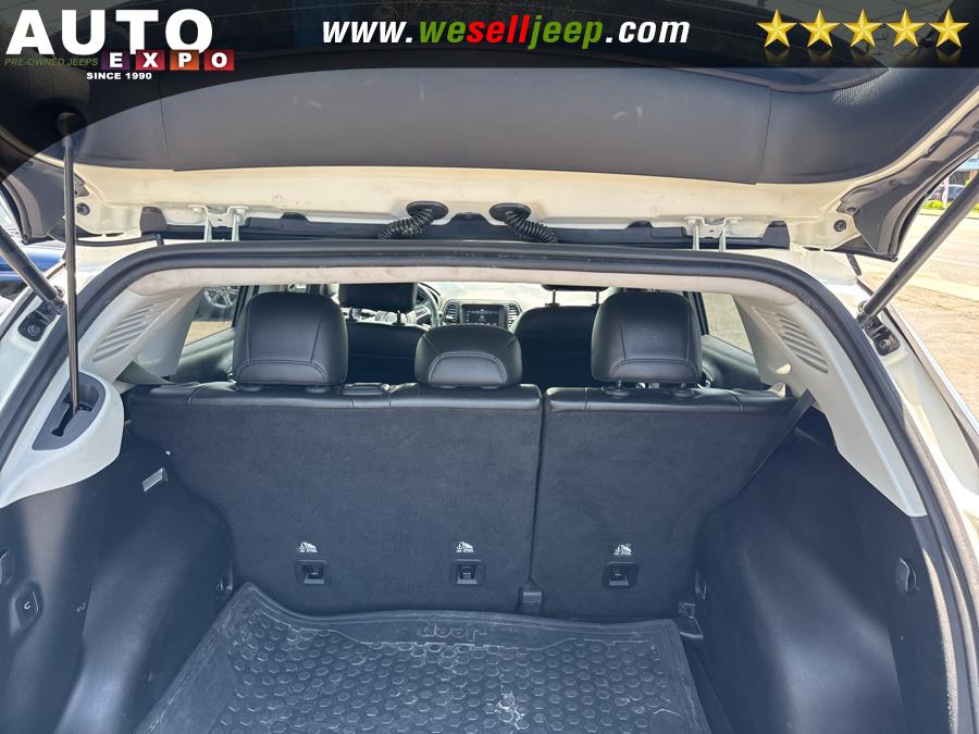2018 Jeep Compass Latitude 4x4, available for sale in Huntington, New York | Auto Expo. Huntington, New York 2018 Jeep Compass Latitude 4x4, available for sale in Huntington, New York | Auto Expo. Huntington, New York