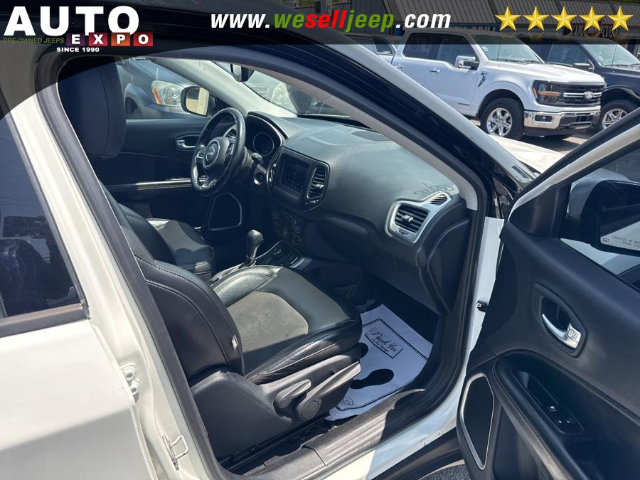 2018 Jeep Compass Latitude 4x4, available for sale in Huntington, New York | Auto Expo. Huntington, New York 2018 Jeep Compass Latitude 4x4, available for sale in Huntington, New York | Auto Expo. Huntington, New York