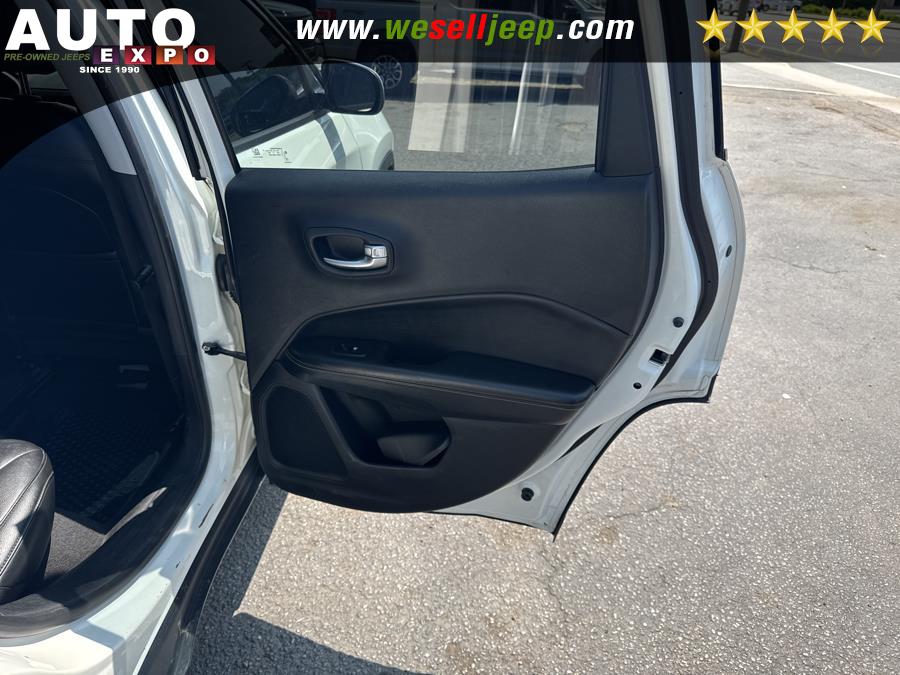 2018 Jeep Compass Latitude 4x4, available for sale in Huntington, New York | Auto Expo. Huntington, New York 2018 Jeep Compass Latitude 4x4, available for sale in Huntington, New York | Auto Expo. Huntington, New York