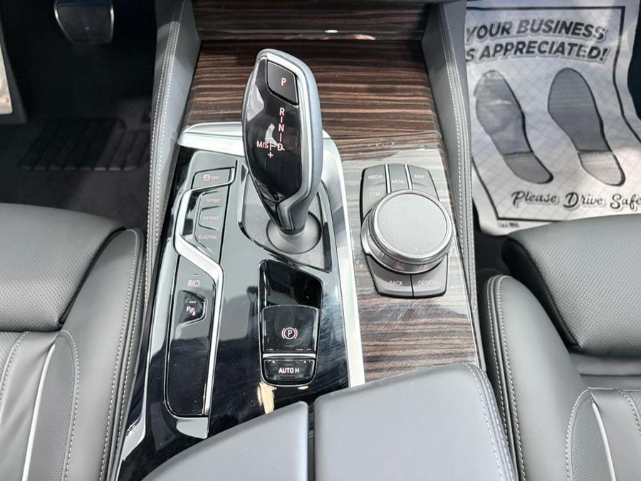 2022 BMW 5 Series 530e xDrive Plug-In Hybrid, available for sale in Franklin Sq, New York | Long Island Auto Center. Franklin Sq, New York 2022 BMW 5 Series 530e xDrive Plug-In Hybrid, available for sale in Franklin Sq, New York | Long Island Auto Center. Franklin Sq, New York