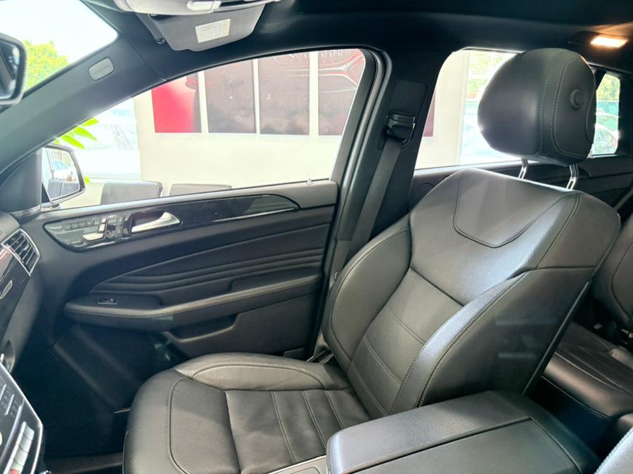 2019 Mercedes-Benz GLE AMG GLE 43 4MATIC Coupe, available for sale in Franklin Square, New York | Luxury Motor Club. Franklin Square, New York 2019 Mercedes-Benz GLE AMG GLE 43 4MATIC Coupe, available for sale in Franklin Square, New York | Luxury Motor Club. Franklin Square, New York