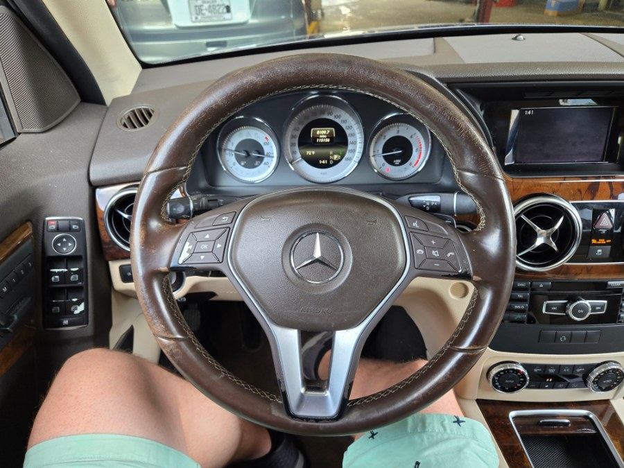 2015 Mercedes-Benz GLK-Class 4MATIC 4dr GLK 250 BlueTEC, available for sale in Bristol, Connecticut | Dealmax Motors LLC. Bristol, Connecticut 2015 Mercedes-Benz GLK-Class 4MATIC 4dr GLK 250 BlueTEC, available for sale in Bristol, Connecticut | Dealmax Motors LLC. Bristol, Connecticut