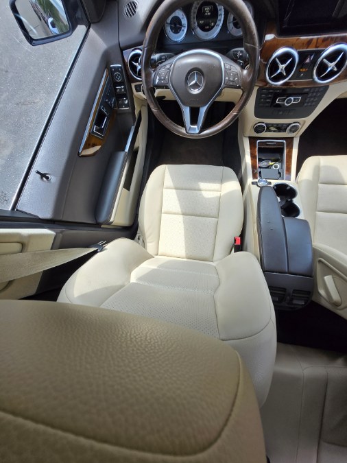 2015 Mercedes-Benz GLK-Class 4MATIC 4dr GLK 250 BlueTEC, available for sale in Bristol, Connecticut | Dealmax Motors LLC. Bristol, Connecticut 2015 Mercedes-Benz GLK-Class 4MATIC 4dr GLK 250 BlueTEC, available for sale in Bristol, Connecticut | Dealmax Motors LLC. Bristol, Connecticut