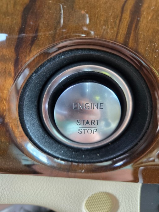 2015 Mercedes-Benz GLK-Class 4MATIC 4dr GLK 250 BlueTEC, available for sale in Bristol, Connecticut | Dealmax Motors LLC. Bristol, Connecticut 2015 Mercedes-Benz GLK-Class 4MATIC 4dr GLK 250 BlueTEC, available for sale in Bristol, Connecticut | Dealmax Motors LLC. Bristol, Connecticut