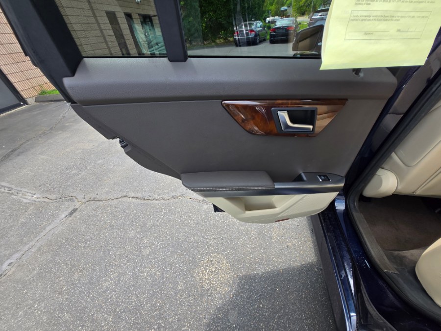 2015 Mercedes-Benz GLK-Class 4MATIC 4dr GLK 250 BlueTEC, available for sale in Bristol, Connecticut | Dealmax Motors LLC. Bristol, Connecticut 2015 Mercedes-Benz GLK-Class 4MATIC 4dr GLK 250 BlueTEC, available for sale in Bristol, Connecticut | Dealmax Motors LLC. Bristol, Connecticut