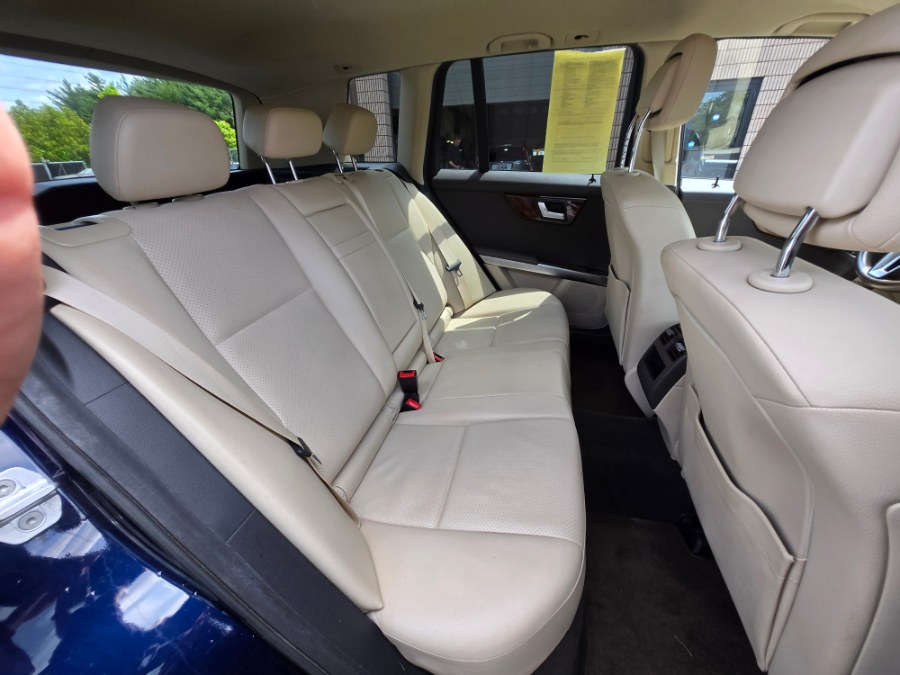 2015 Mercedes-Benz GLK-Class 4MATIC 4dr GLK 250 BlueTEC, available for sale in Bristol, Connecticut | Dealmax Motors LLC. Bristol, Connecticut 2015 Mercedes-Benz GLK-Class 4MATIC 4dr GLK 250 BlueTEC, available for sale in Bristol, Connecticut | Dealmax Motors LLC. Bristol, Connecticut