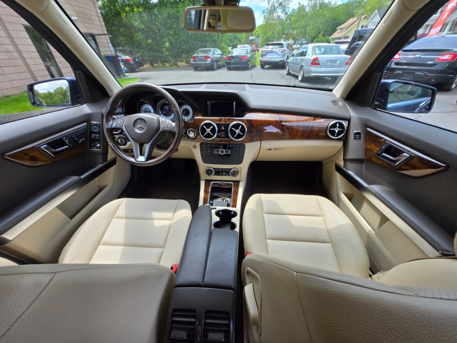 2015 Mercedes-Benz GLK-Class 4MATIC 4dr GLK 250 BlueTEC, available for sale in Bristol, Connecticut | Dealmax Motors LLC. Bristol, Connecticut 2015 Mercedes-Benz GLK-Class 4MATIC 4dr GLK 250 BlueTEC, available for sale in Bristol, Connecticut | Dealmax Motors LLC. Bristol, Connecticut