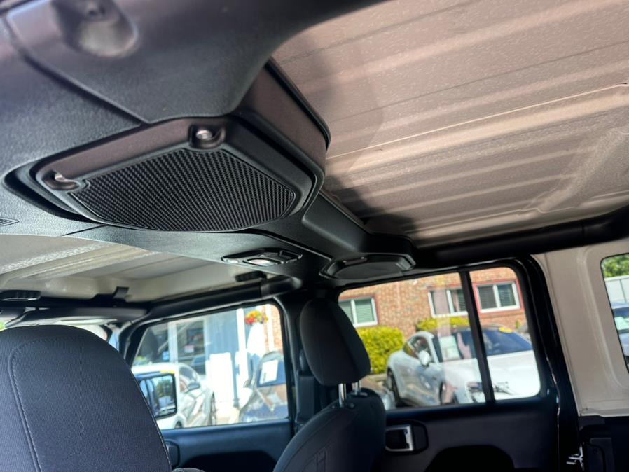 2018 Jeep Wrangler Unlimited Sport S 4x4, available for sale in South Windsor, Connecticut | Mike And Tony Auto Sales, Inc. South Windsor, Connecticut 2018 Jeep Wrangler Unlimited Sport S 4x4, available for sale in South Windsor, Connecticut | Mike And Tony Auto Sales, Inc. South Windsor, Connecticut