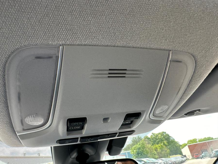 2018 Toyota Prius Three (Natl), available for sale in South Windsor, Connecticut | Mike And Tony Auto Sales, Inc. South Windsor, Connecticut 2018 Toyota Prius Three (Natl), available for sale in South Windsor, Connecticut | Mike And Tony Auto Sales, Inc. South Windsor, Connecticut