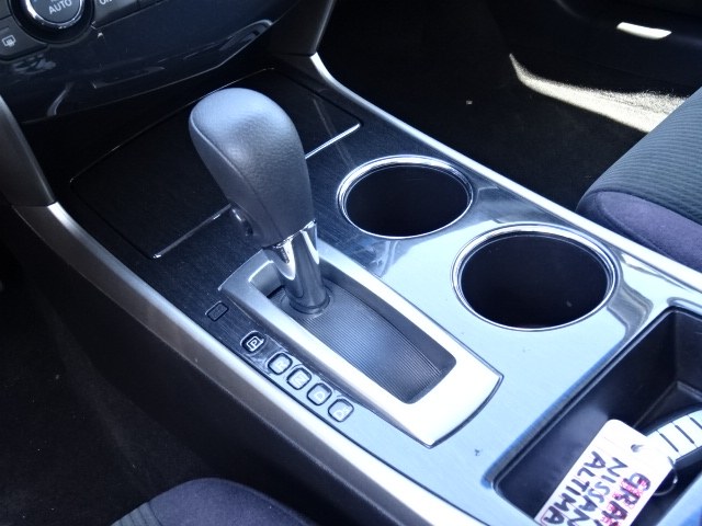 2013 Nissan Altima 2.5 SV, available for sale in Newton, Massachusetts | Cars of Boston. Newton, Massachusetts 2013 Nissan Altima 2.5 SV, available for sale in Newton, Massachusetts | Cars of Boston. Newton, Massachusetts