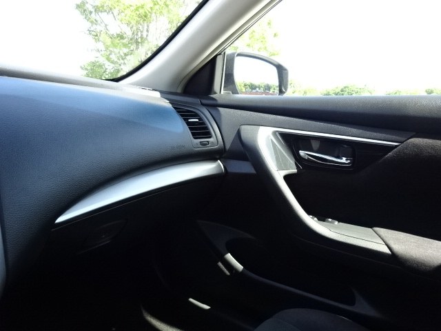2013 Nissan Altima 2.5 SV, available for sale in Newton, Massachusetts | Cars of Boston. Newton, Massachusetts 2013 Nissan Altima 2.5 SV, available for sale in Newton, Massachusetts | Cars of Boston. Newton, Massachusetts