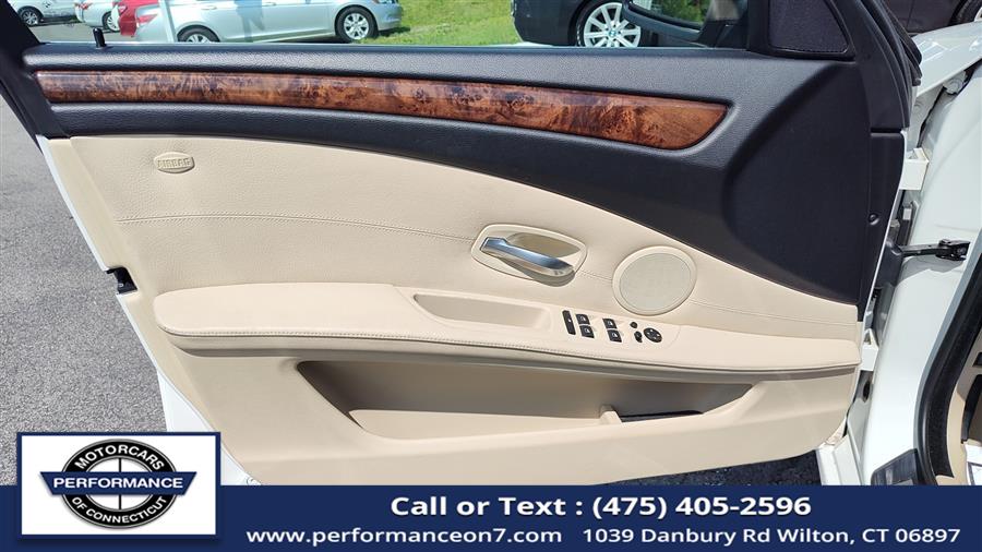 2008 BMW 5 Series 4dr Sdn 528i RWD, available for sale in Wilton, Connecticut | Performance Motor Cars Of Connecticut LLC. Wilton, Connecticut 2008 BMW 5 Series 4dr Sdn 528i RWD, available for sale in Wilton, Connecticut | Performance Motor Cars Of Connecticut LLC. Wilton, Connecticut