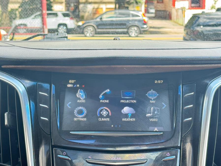 2019 Cadillac Escalade 4WD 4dr Luxury, available for sale in Newark, New Jersey | Champion Auto Sales. Newark, New Jersey 2019 Cadillac Escalade 4WD 4dr Luxury, available for sale in Newark, New Jersey | Champion Auto Sales. Newark, New Jersey