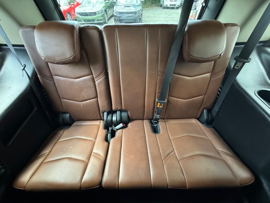 2019 Cadillac Escalade 4WD 4dr Luxury, available for sale in Newark, New Jersey | Champion Auto Sales. Newark, New Jersey 2019 Cadillac Escalade 4WD 4dr Luxury, available for sale in Newark, New Jersey | Champion Auto Sales. Newark, New Jersey
